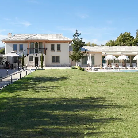 Alma 1910 Villa Starosel