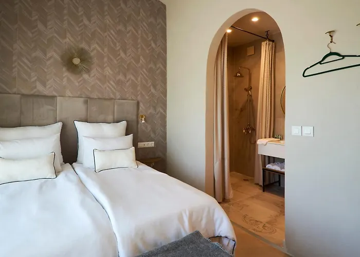 Alma 1910 Villa Starosel