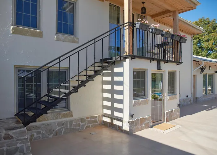 Alma 1910 * Starosel